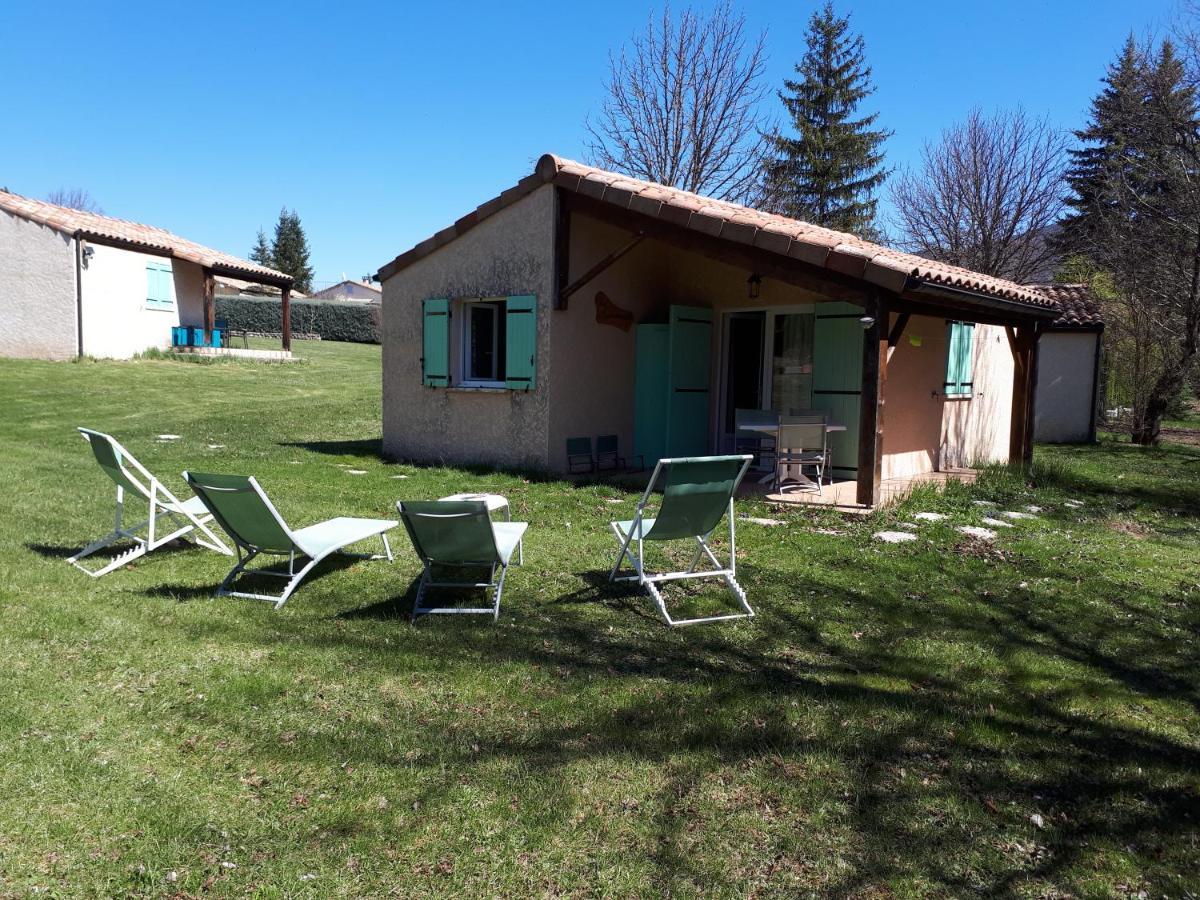 Logis Hotel Le Ceans Orpierre Esterno foto