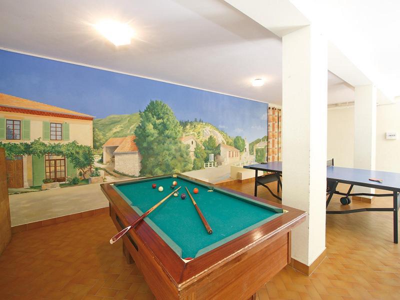 Logis Hotel Le Ceans Orpierre Esterno foto