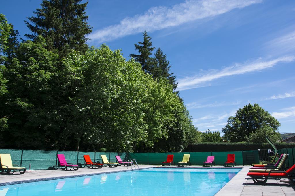Logis Hotel Le Ceans Orpierre Esterno foto